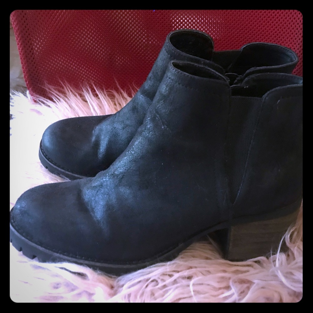 Carlos Santana Ankle Boots